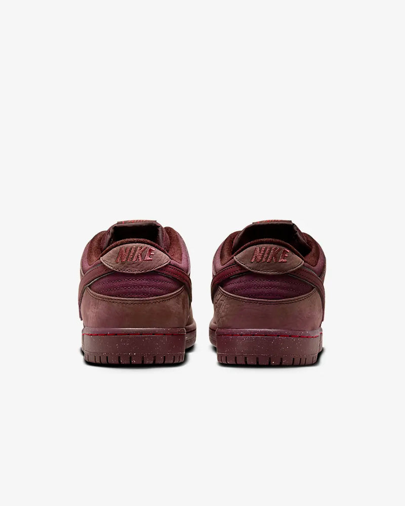 Nike SB Dunk Low City Of Love Burgundy Crush