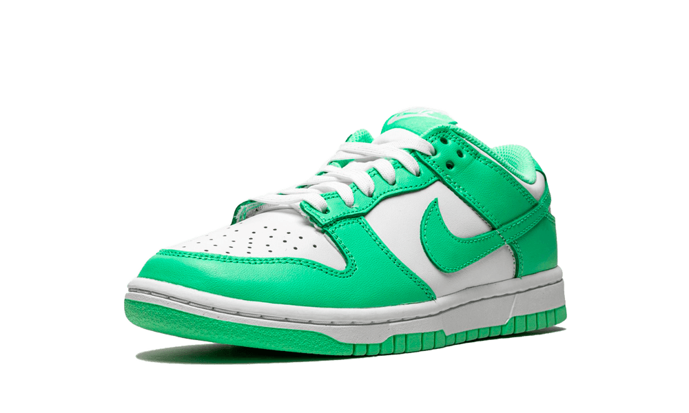 Nike Dunk Low Green Glow (W)